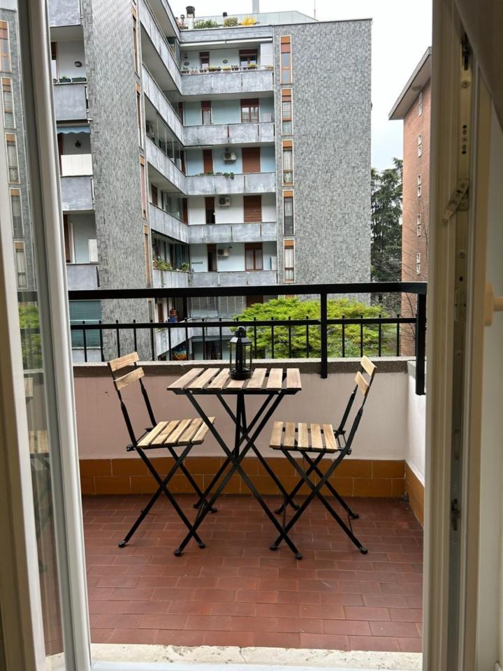 Modern Apartments Mm3 Afforifn Only 15 Min From Duomo 밀라노 외부 사진