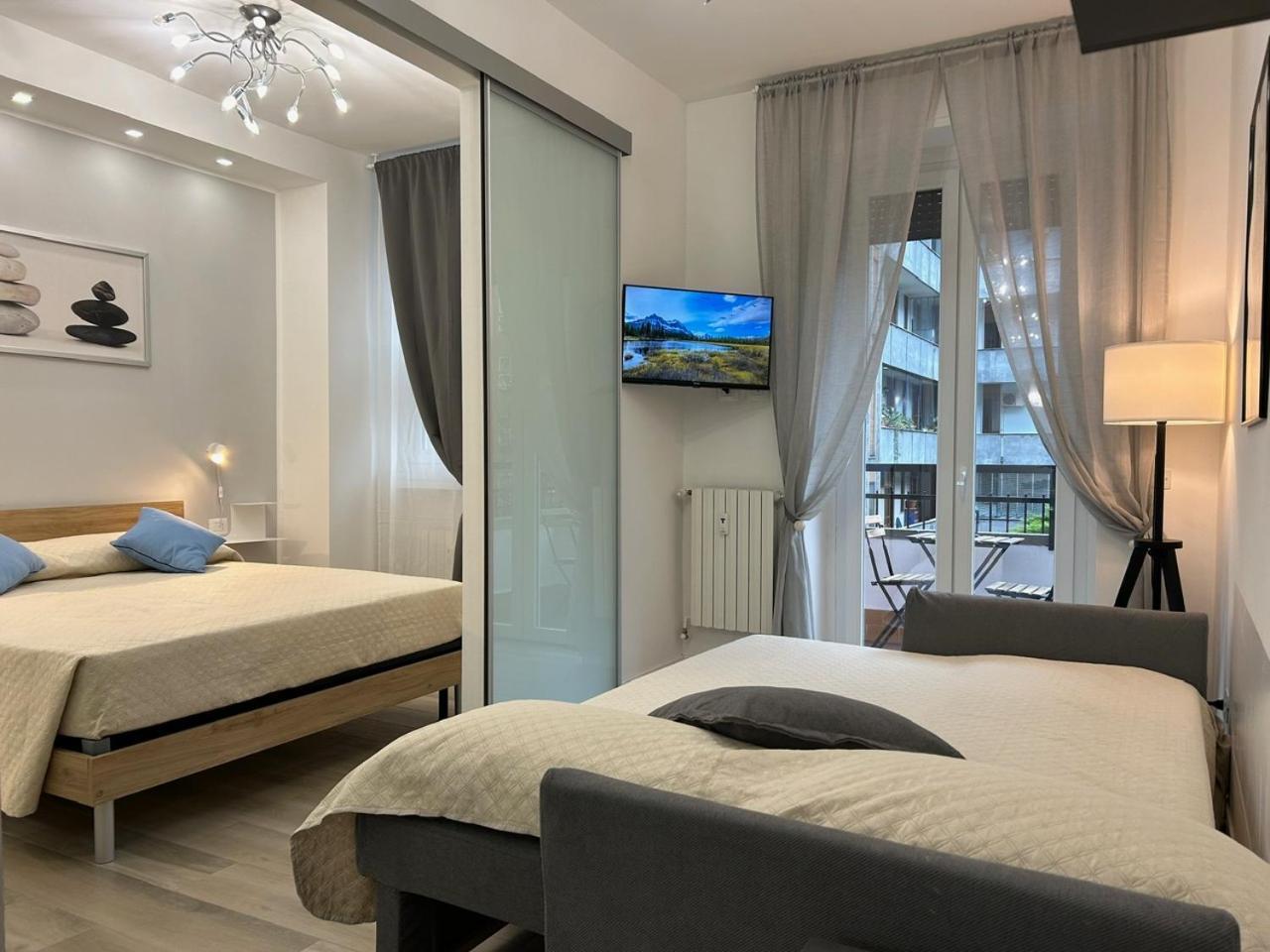 Modern Apartments Mm3 Afforifn Only 15 Min From Duomo 밀라노 외부 사진