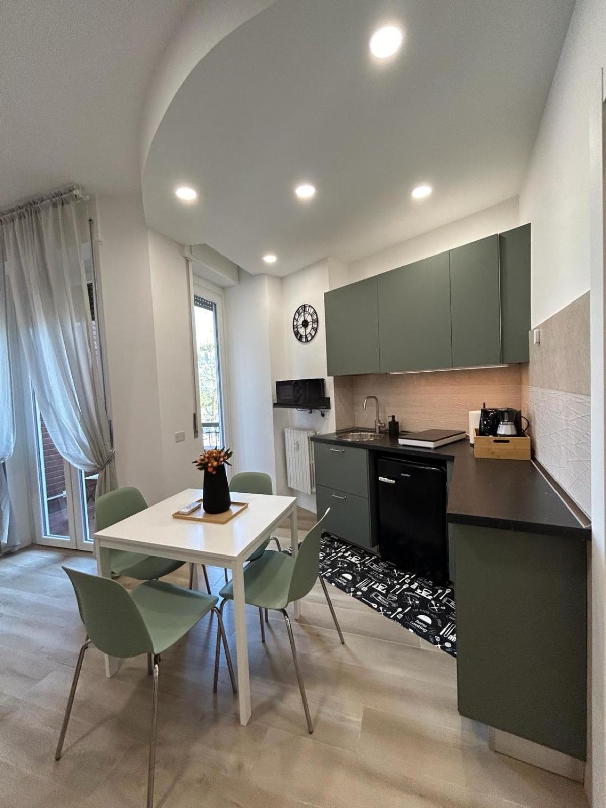 Modern Apartments Mm3 Afforifn Only 15 Min From Duomo 밀라노 외부 사진