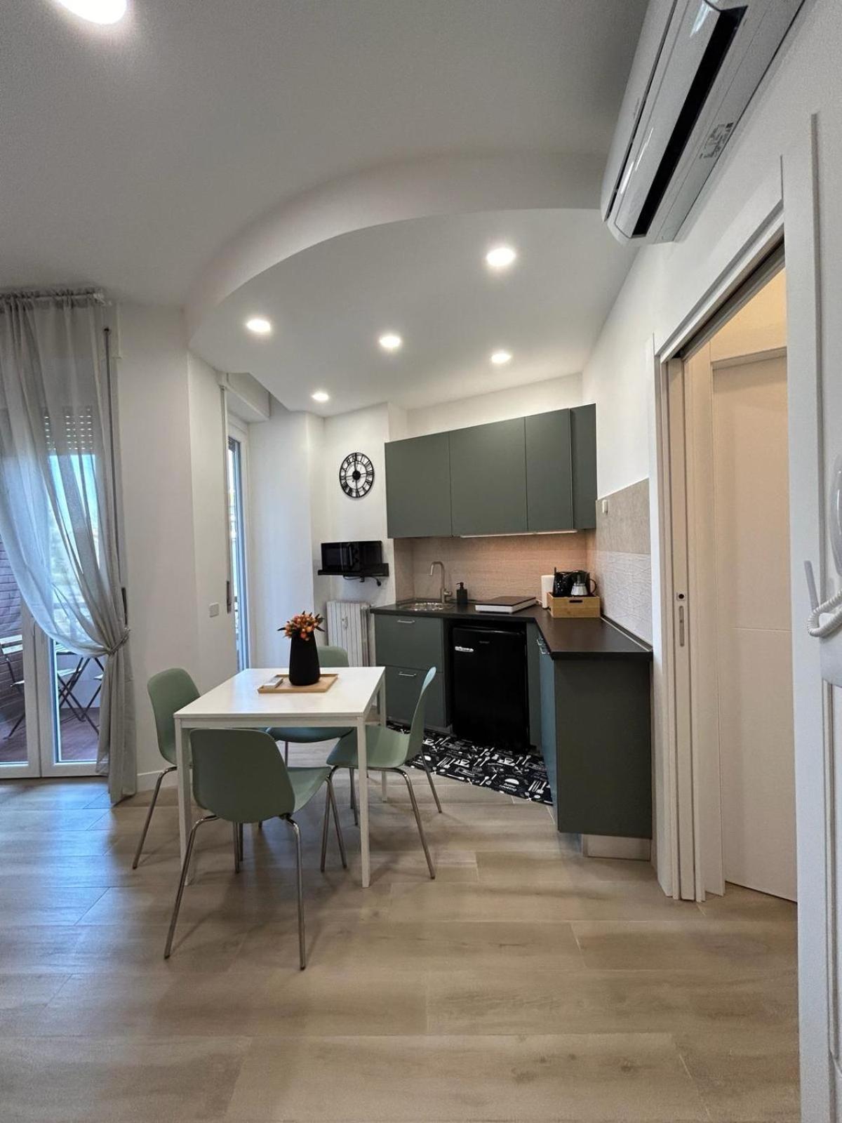 Modern Apartments Mm3 Afforifn Only 15 Min From Duomo 밀라노 외부 사진